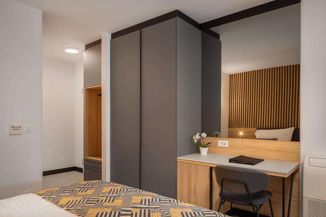 Noemia Apartments Baska Voda Luaran gambar