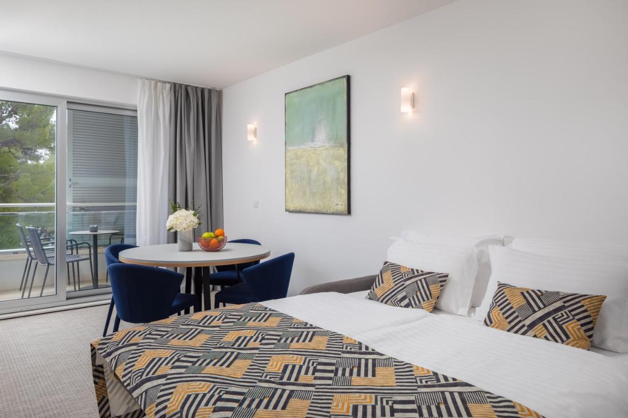 Noemia Apartments Baska Voda Luaran gambar